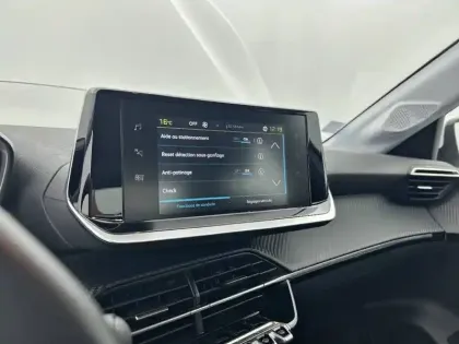 Photo 20 Peugeot 208 Gén. II Ph1 Active 5