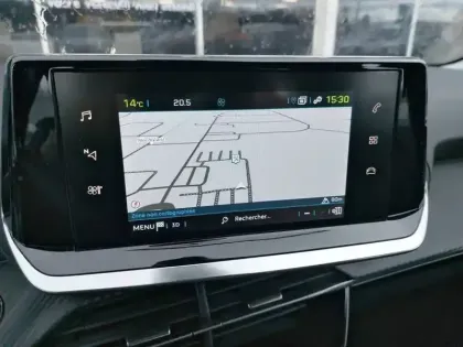 Photo 14 Peugeot 208  Electrique 50 kWh 136ch