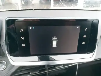 Photo 17 Peugeot 208  Electrique 50 kWh 136ch