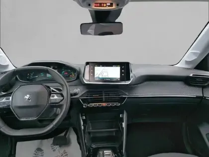 Photo 7 Peugeot 208  Electrique 50 kWh 136ch