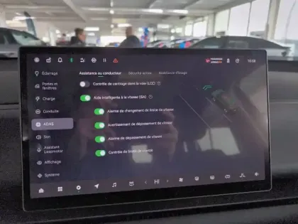 Photo 59 Leapmotor C10  REEV 28.4 kWh - 158 kW