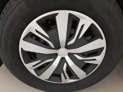 Photo 34 Peugeot 2008 Gén. II Ph1 NG Active Pack 5