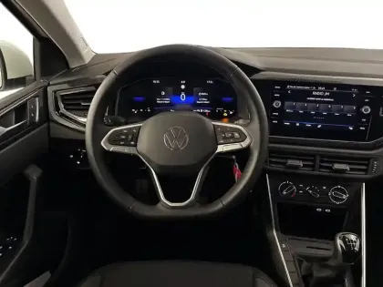 Photo 10 Volkswagen Polo  1.0 TSI 95 S&S DSG7