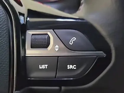 Photo 27 Peugeot 208  PureTech 75 S&S BVM5