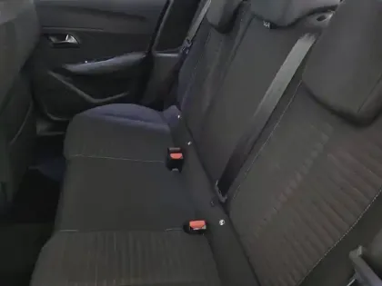 Photo 11 Peugeot 208  PureTech 75 S&S BVM5