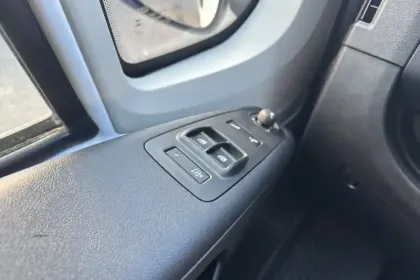 Photo 82 Peugeot Boxer  CABINE APPROFONDIE 7 PLACES 3.3 T L2H1 140 S&S BVM6