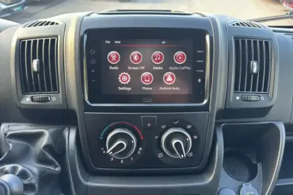 Photo 48 Peugeot Boxer  CABINE APPROFONDIE 7 PLACES 3.3 T L2H1 140 S&S BVM6