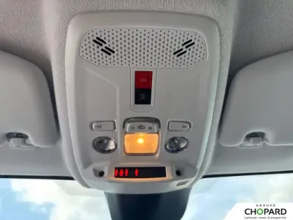 Photo 19 Peugeot 208  Hybrid 100 e-DCS6