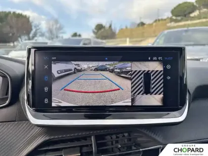 Photo 15 Peugeot 208  Hybrid 100 e-DCS6