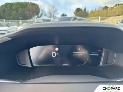 Photo 20 Peugeot 208  Hybrid 100 e-DCS6