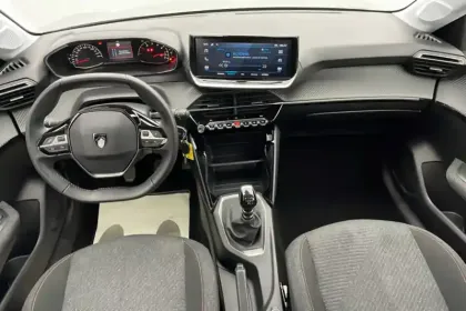 Photo 142 Peugeot 208  100 S&S BVM6