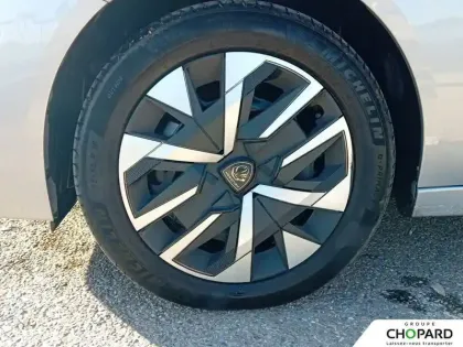 Photo 71 Peugeot 208 Gén. II Ph2 Style 5