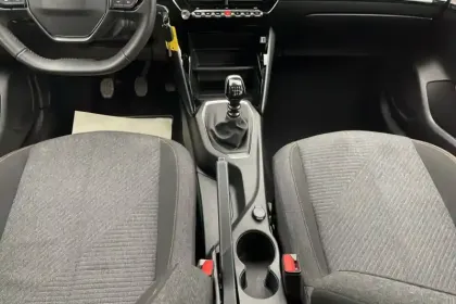 Photo 143 Peugeot 208  100 S&S BVM6
