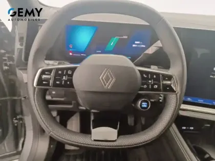 Photo 12 Renault Austral  E-Tech full hybrid 200 GSR2
