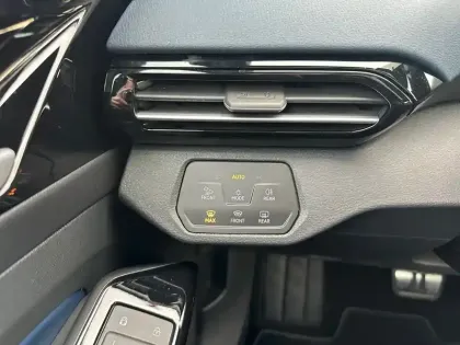 Photo 29 Volkswagen Id.5  299 ch GTX