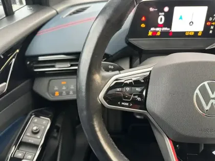 Photo 26 Volkswagen Id.5  299 ch GTX