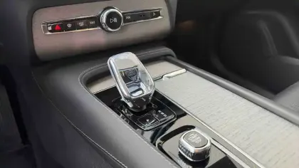 Photo 20 Volvo Xc90  T8 AWD Hybride Rechargeable 455 ch Geartronic 8 7pl