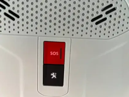 Photo 22 Peugeot 208  Electrique 50 kWh 136ch