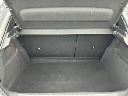 Photo 5 Peugeot 208  Electrique 50 kWh 136ch