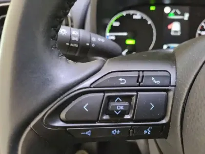 Photo 25 Toyota Yaris  Hybride 116h