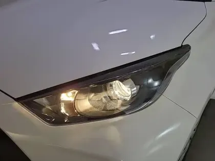 Photo 15 Toyota Yaris  Hybride 116h