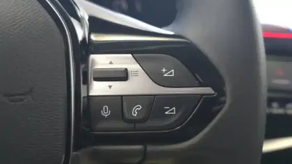 Photo 8 Peugeot 308  PureTech 130ch S&S BVM6