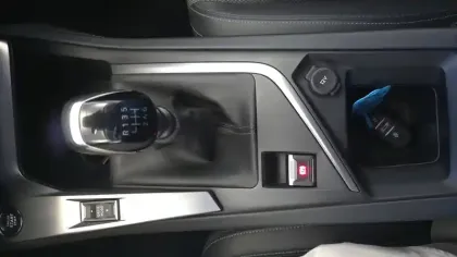 Photo 19 Peugeot 308  PureTech 130ch S&S BVM6