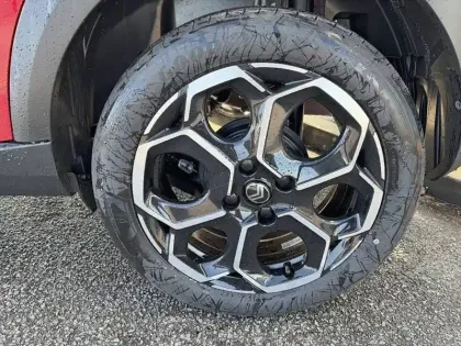 Photo 12 Citroën C3  Turbo 100 ch BVM6