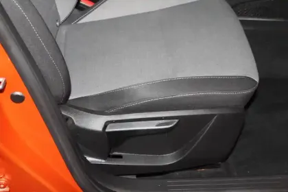 Photo 34 Renault Clio  Blue dCi 100 ch GSR2