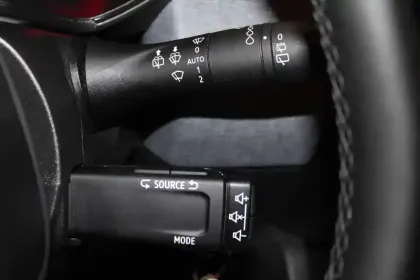 Photo 26 Renault Clio  Blue dCi 100 ch GSR2