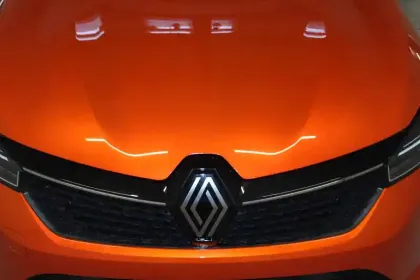 Photo 36 Renault Clio  Blue dCi 100 ch GSR2