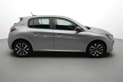 Photo 140 Peugeot 208  100 S&S BVM6