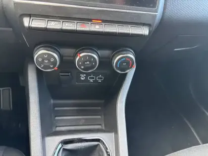 Photo 32 Renault Clio  TCe 90