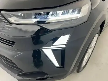 Photo 20 Renault Symbioz  E-Tech full hybrid 145