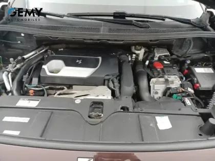 Photo 14 DS DS 7 DS7 Crossback Hybride E-Tense 300 EAT8 4x4