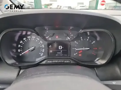 Photo 12 Citroën C3 Aircross  PureTech 110 S&S BVM6