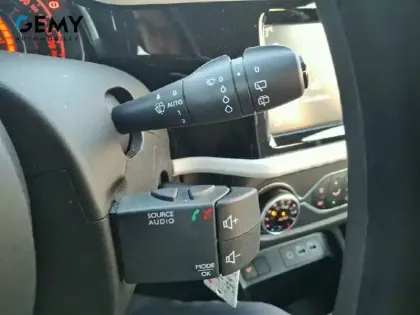 Photo 23 Renault Twingo  III SCe 65