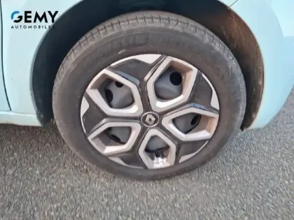 Photo 13 Renault Twingo  III SCe 65