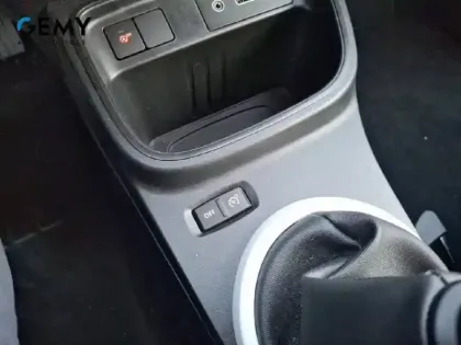 Photo 20 Renault Twingo  III SCe 65