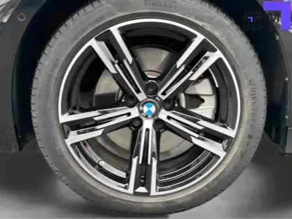 Photo 12 BMW Serie 3 Touring 330e xDrive 292 ch BVA8