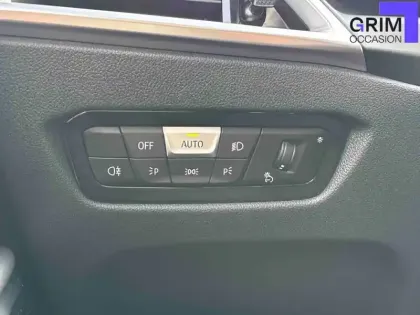 Photo 29 BMW Serie 3 Touring 330e xDrive 292 ch BVA8