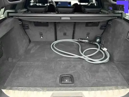 Photo 11 BMW Serie 3 Touring 330e xDrive 292 ch BVA8