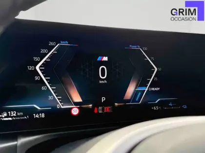 Photo 6 BMW Serie 3 Touring 330e xDrive 292 ch BVA8