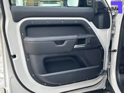 Photo 80 Land rover Defender  110 PHEV