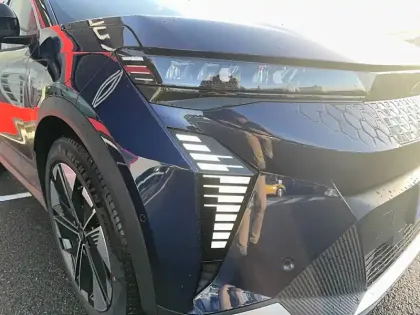 Photo 18 Renault Scenic  E-Tech electrique 220 ch grande autonomie