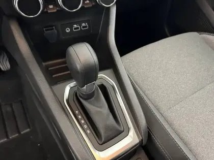 Photo 12 Renault Clio  E-Tech full hybrid 145 ch GSR2