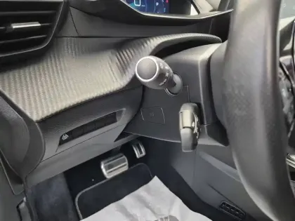 Photo 22 Peugeot 208  Electrique 50 kWh 136ch