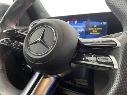 Photo 23 Mercedes GLA  200 d 8G-DCT