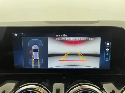 Photo 25 Mercedes GLA  200 d 8G-DCT