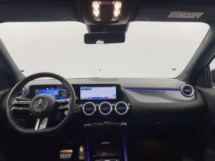 Photo 29 Mercedes GLA  200 d 8G-DCT